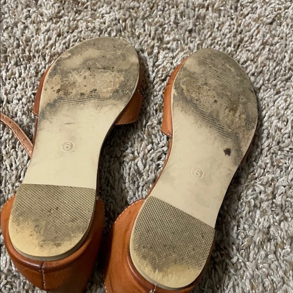 Sandals - Picture 4 of 5